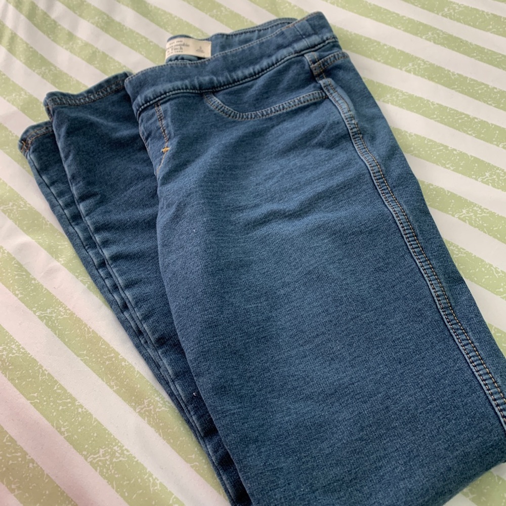 Abercrombie & Fitch  size Small. Perfect stretch